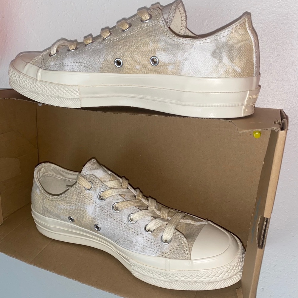 Converse Classic